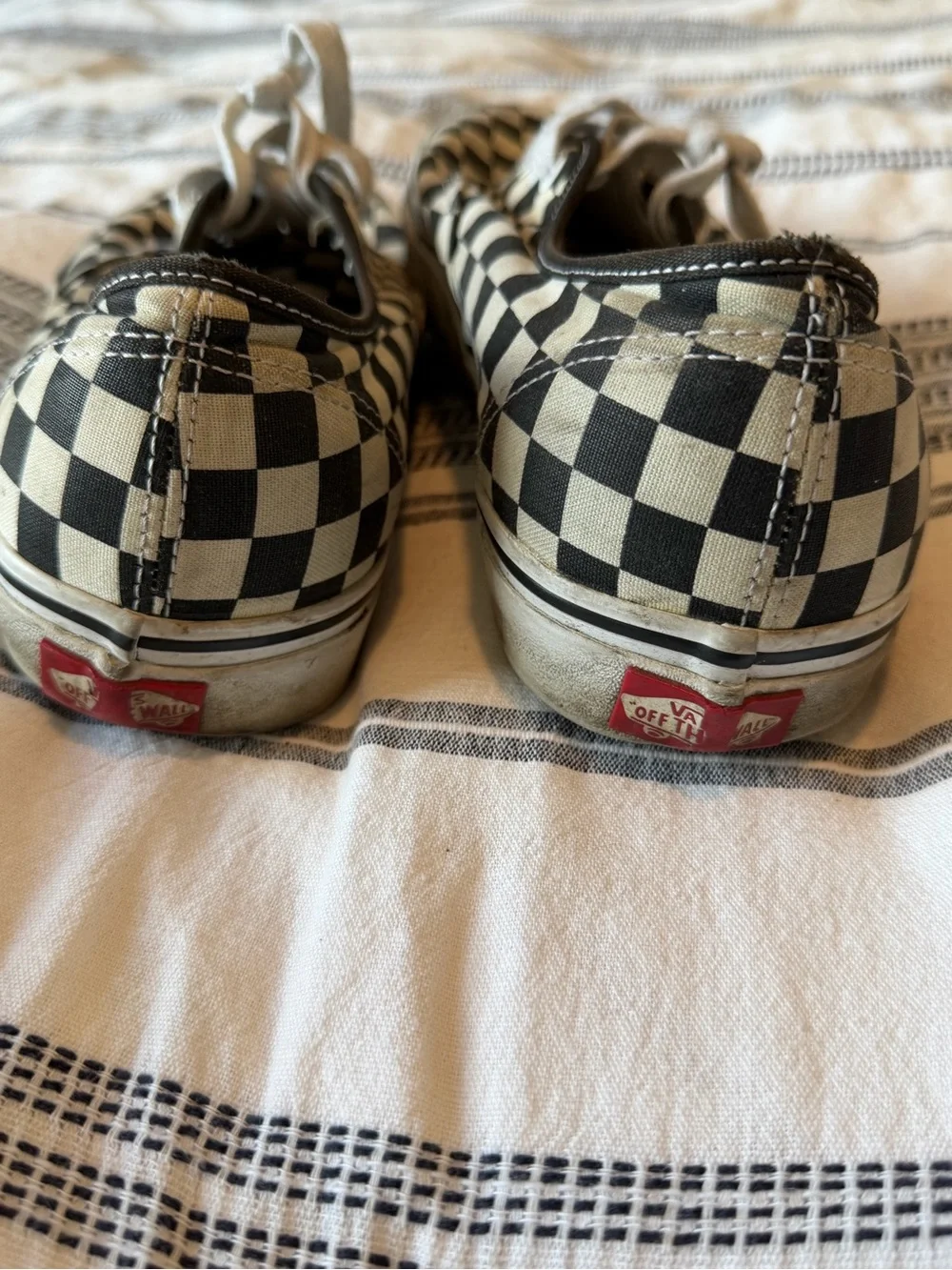 Vans low profile